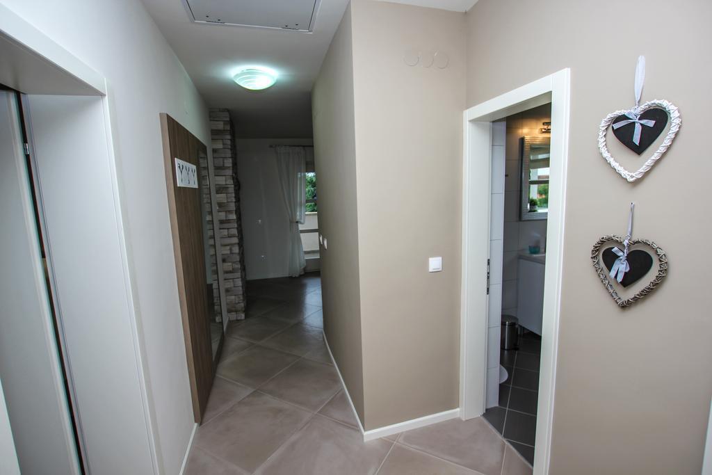 Apartment Doris Porec Esterno foto