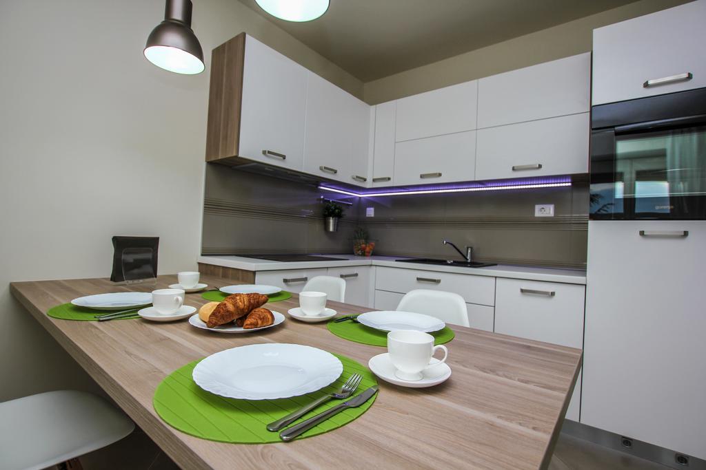 Apartment Doris Porec Esterno foto